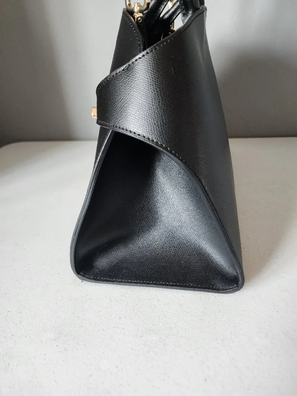 Anna Paola Satchel 